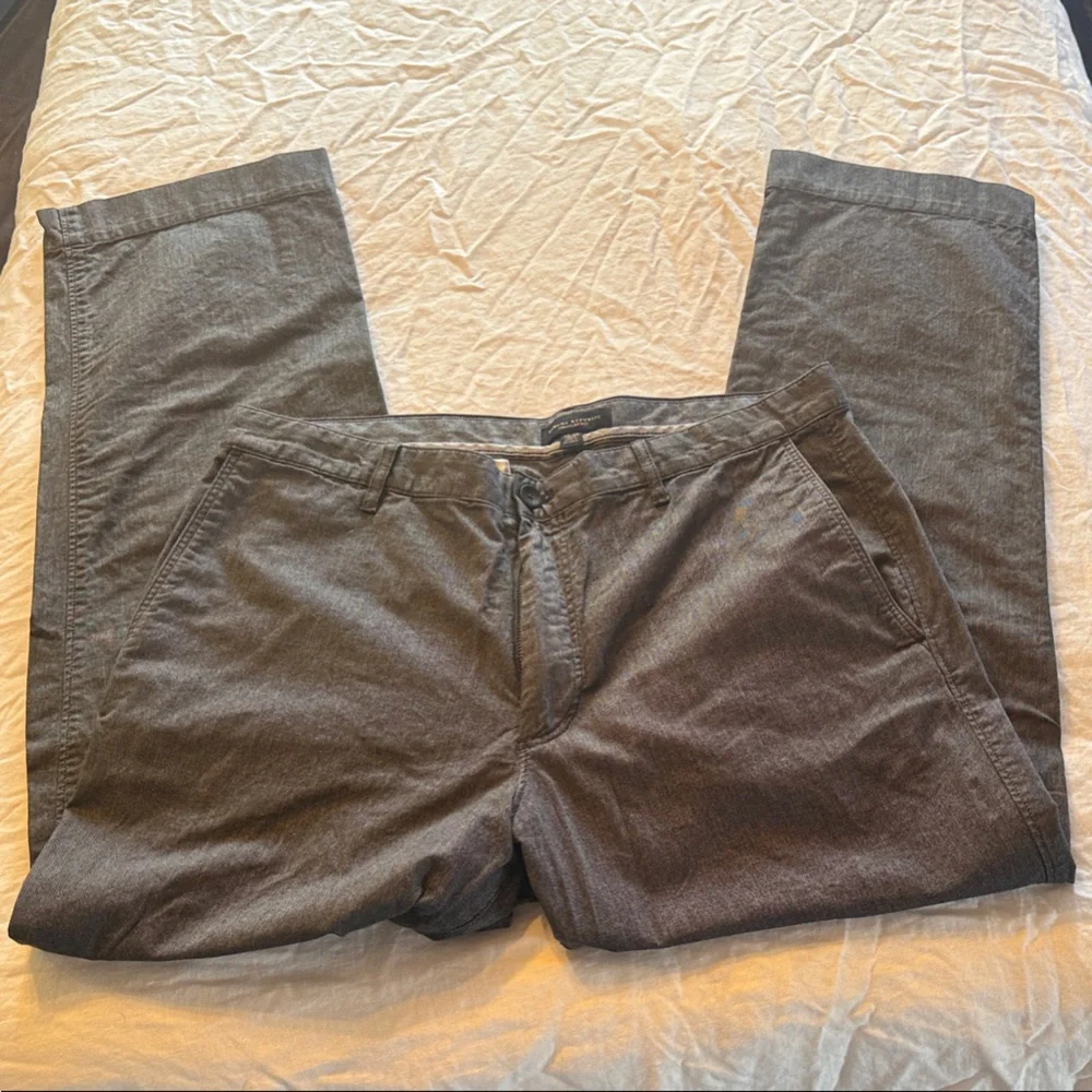 Banana Republic Charcoal Cotton/Linen Straight Fit Trousers